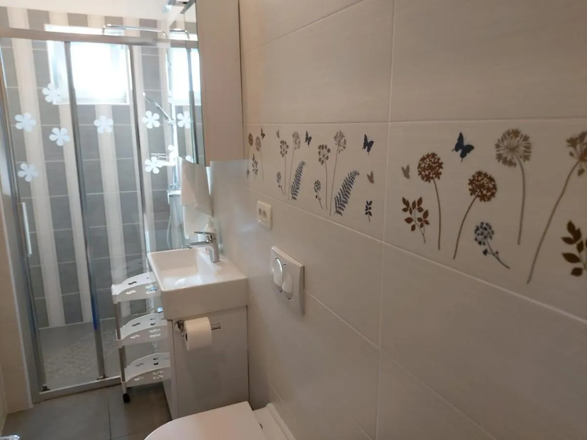 Apartments Ani Dramalj