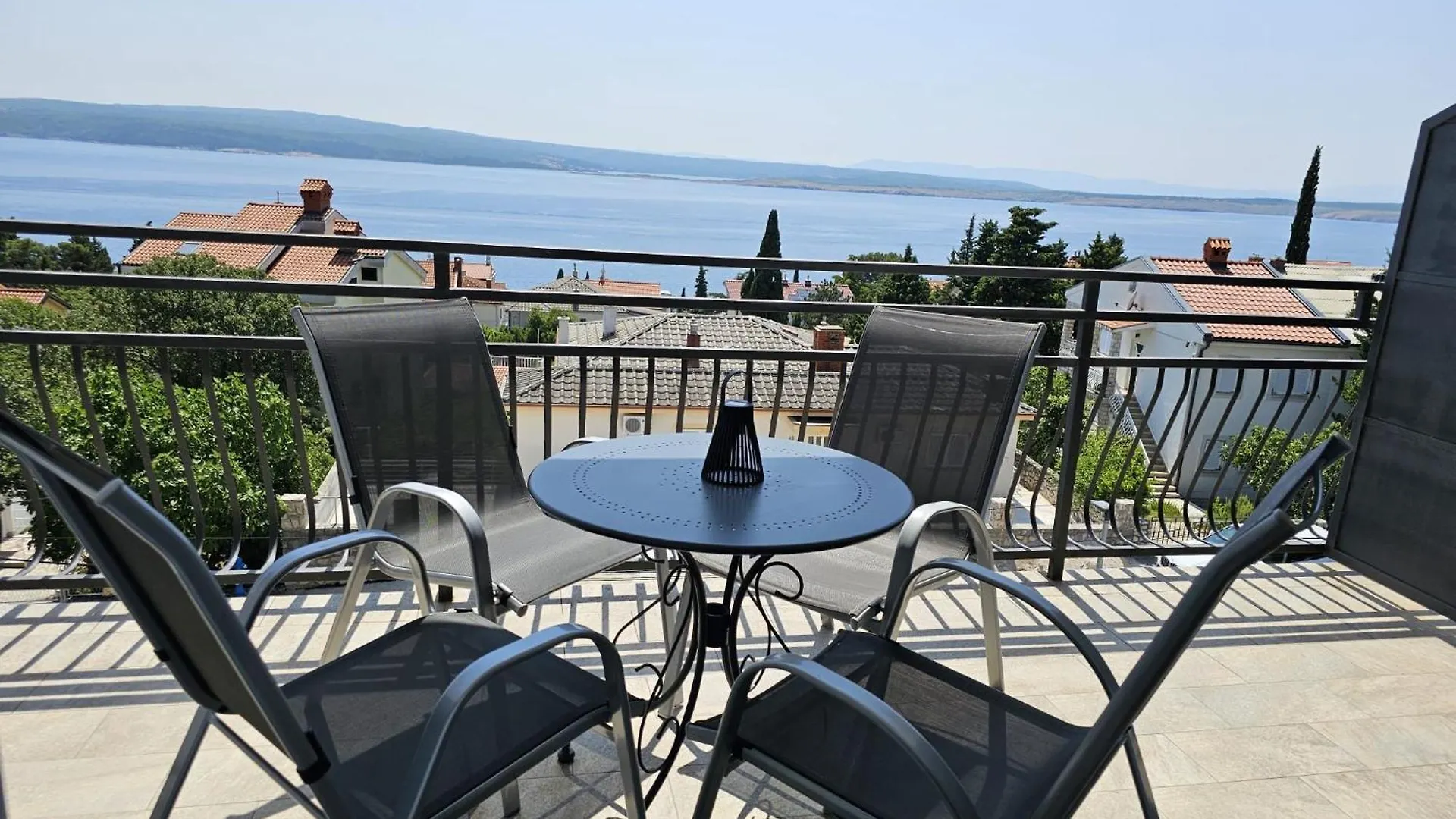 Apartments Ani Dramalj