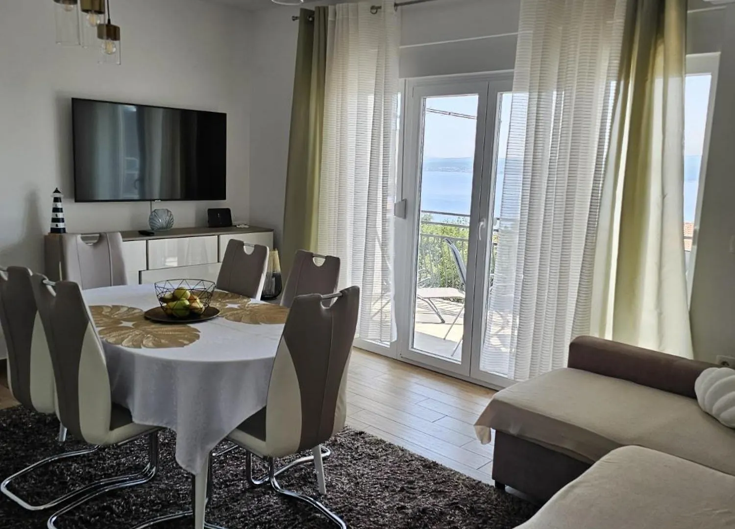 Apartments Ani Dramalj